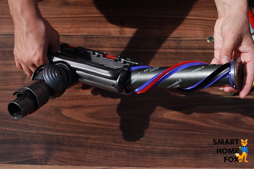 Bürste von Haaren befreien